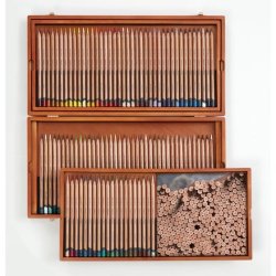 Derwent Lightfast Pencils Wooden Box (100)